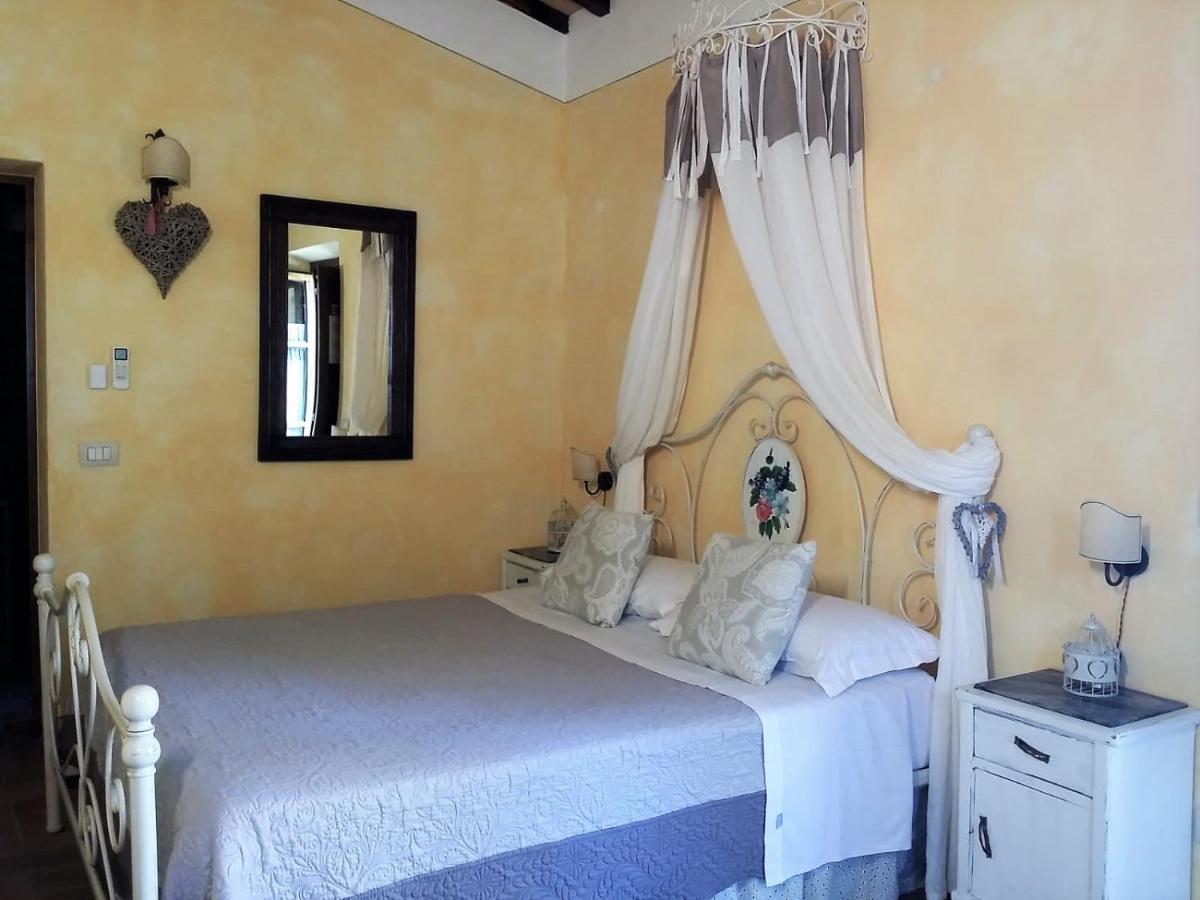 Agriturismo Il Casalino ปีเอนซา ภายนอก รูปภาพ