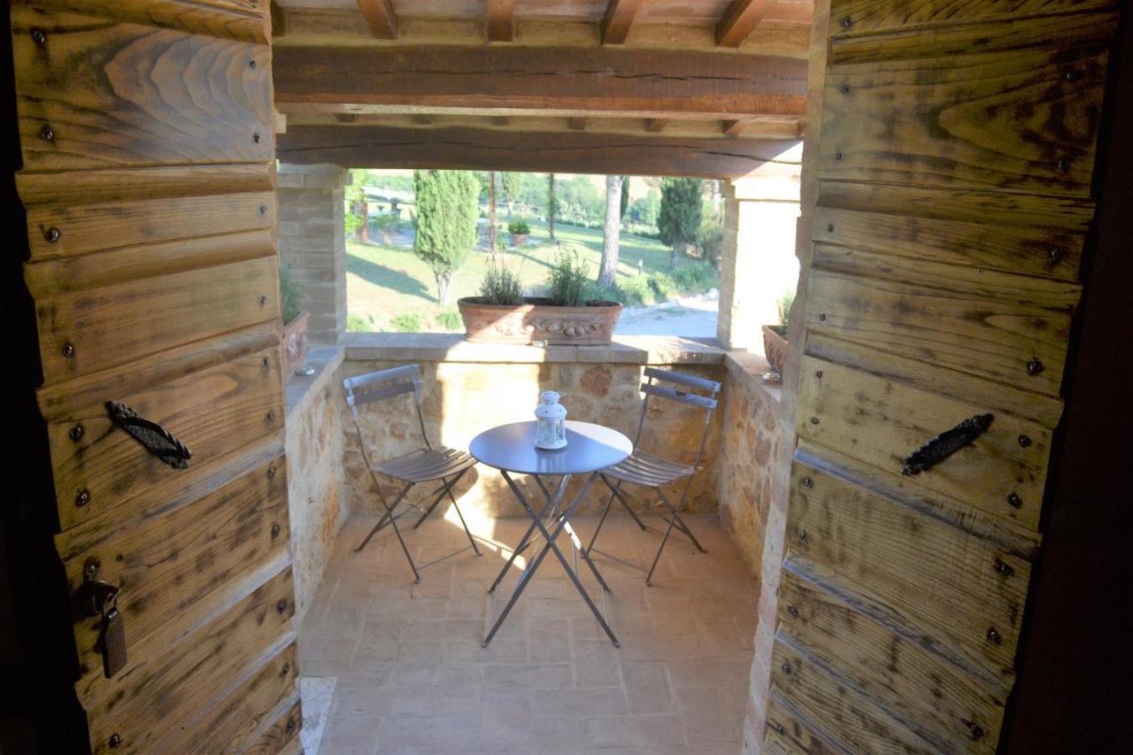 Agriturismo Il Casalino ปีเอนซา ภายนอก รูปภาพ