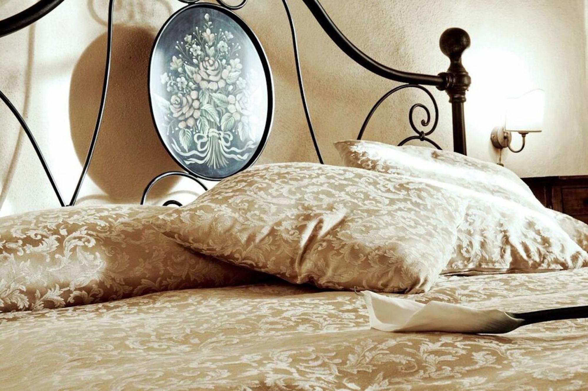 Agriturismo Il Casalino ปีเอนซา ภายนอก รูปภาพ
